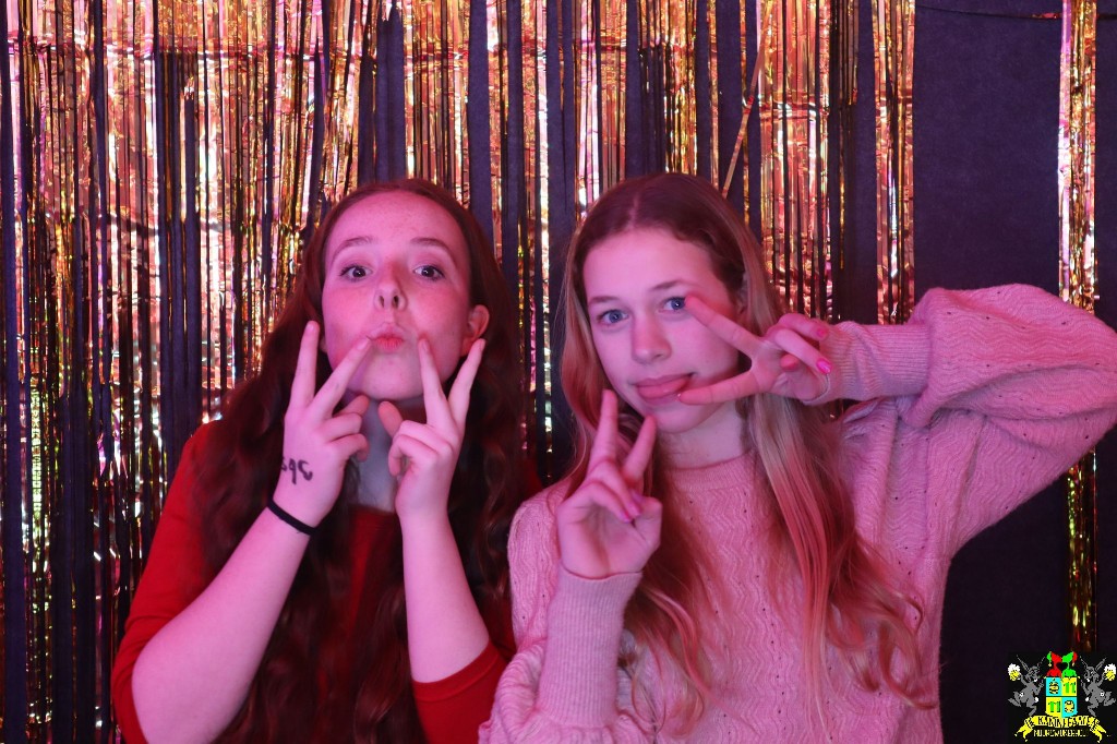 ../Images/Jeugd Opwarmbal Photobooth 266.jpg